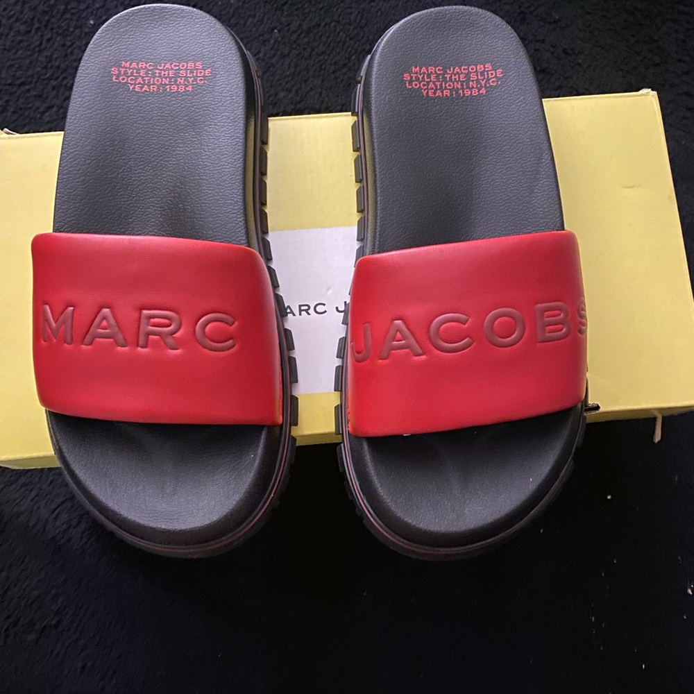 Marc Jacobs Vibrant Red Slide-on sandal w/padded upper & lug sole. run a lil big